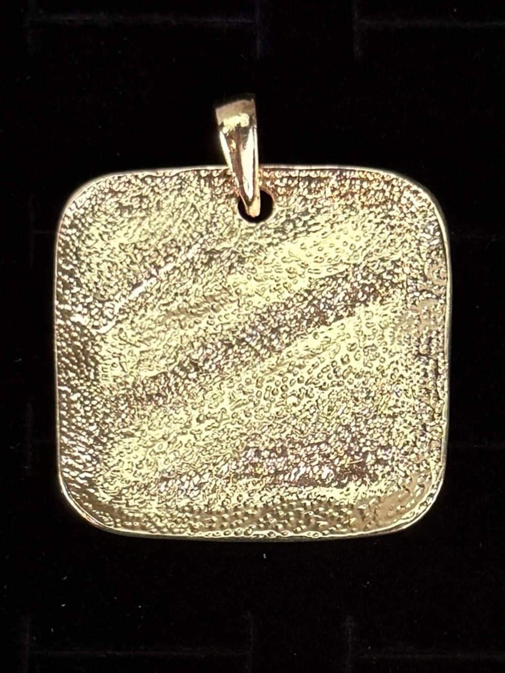 Bintage goldtone animal print pendant + Free 16β Cord Necklce - Picture 4 of 6